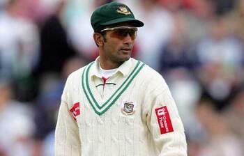 খালেদ মাসুদ পাইলটের জন্মদিন আজ