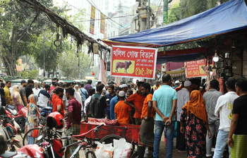 খলিলের দোকানে ৫৯৫ টাকায় মিলছে গরুর মাংস