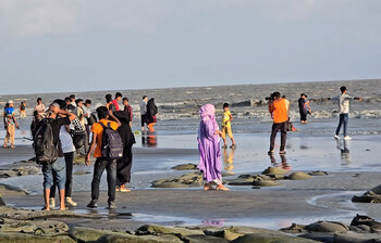 পর্যটক বরণে প্রস্তুত সাগরকন্যা কুয়াকাটা