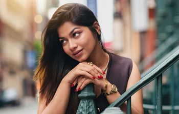 কফি, নো সুগার! স্টাইলের সঙ্গেই ছুটি কাটাচ্ছেন পারসা ইভানা