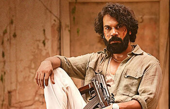 ছোট শহরের স্বপ্ন থেকে বলিউডের শীর্ষে, কে এই নায়ক?