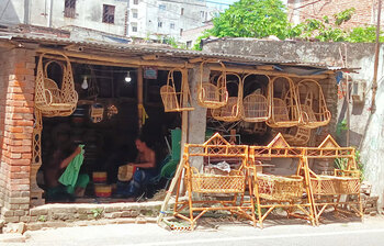 ছবিতে রাজশাহীর বেত শিল্প