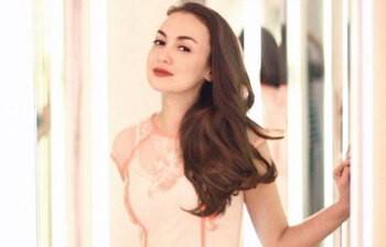 ইন্দোনেশিয়ার বহুমুখী প্রতিভার এক উজ্জ্বল নাম রিয়ান্টি