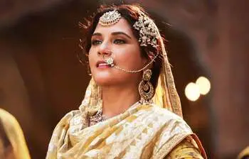 পার্শ্ব চরিত্রে থেকেও রিচার প্রধান হয়ে ওঠার গল্প