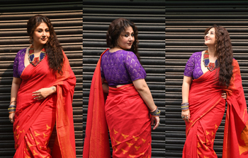 শাড়িতে আবেদনময়ী স্বস্তিকা