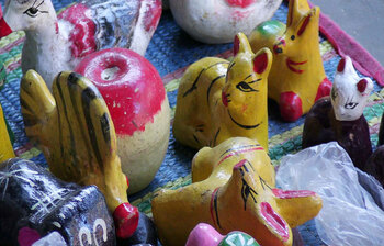 ছবিতে গ্রামবাংলার ঐতিহ্য মাটির খেলনা