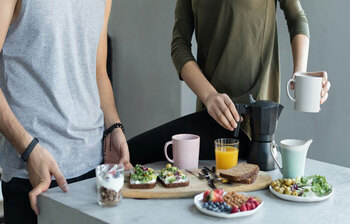 ওজন কমাতে চাইলে রাতে যা খাবেন