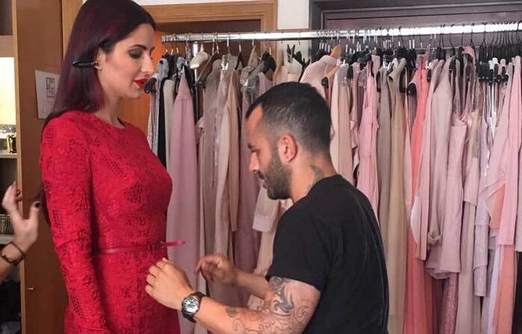 কান উৎসবের রেড কার্পেটে জ্বলে উঠলেন বলিউড হার্টথ্রুব ক্যাটরিনা কাইফ...