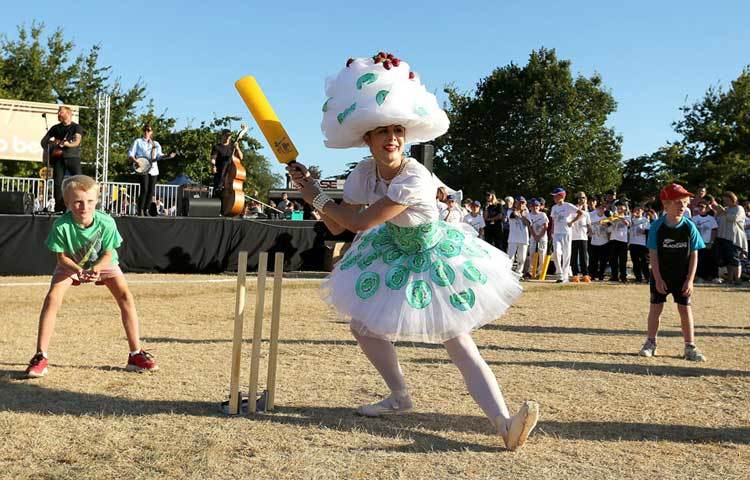 সামাজিক যোগাযোগ মাধ্যমে ২০১৫ বিশ্বকাপ ক্রিকেটে আলোচিত ছবি...