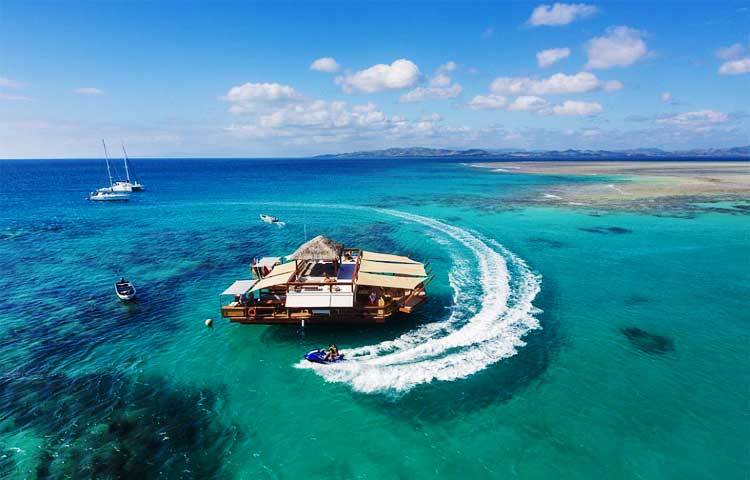 মালদ্বীপে ভাসমান রিসোর্ট : প্রাণ ও প্রকৃতি এক হয়ে মিশেছে যেখানে...