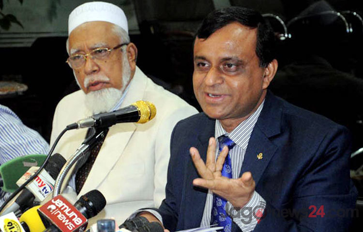 রোববার ডিএসই প্রাঙ্গণ ঢাকা স্টক এক্সচেঞ্জ লিমিটেড আয়োজিত বাজেট পরবর্তী সংবাদ সম্মেলনে উপস্থিত অতিথিবৃন্দ