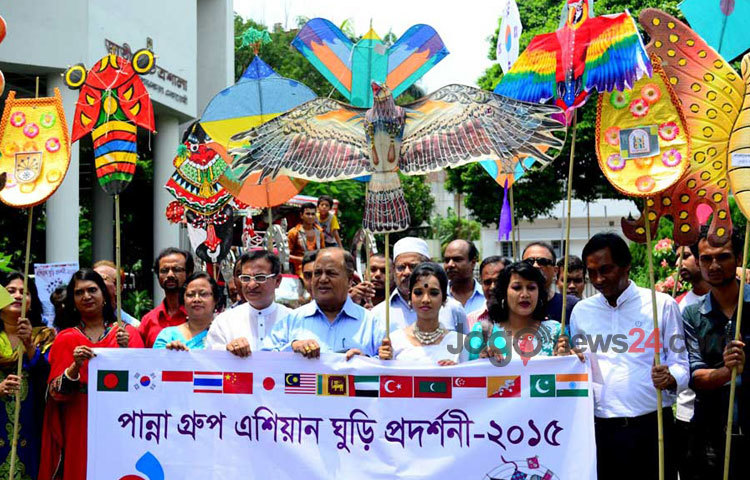 ঐতিহ্যবাহী ঢাকাবাসীর সংগঠন ও বাংলাদেশ শিল্পকলা একাডেমি যৌথ উদ্যোগে শনিবার জাতীয় চিত্রশালা গ্যালারিতে পান্না গ্রুপ এশিয়ান দেশের ঘুড়ি প্রদর্শনীর সমাপনী ও ঘুড়ি র&zwnj;্যালির আয়োজন করা হয়