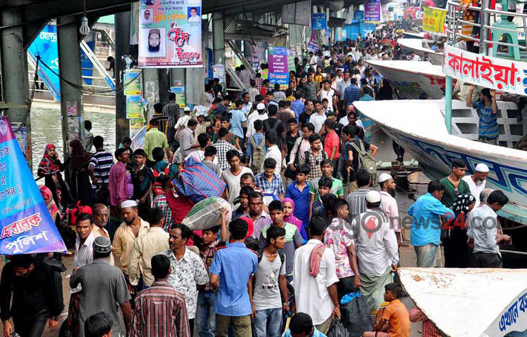 আসন্ন ঈদুল ফিতরে প্রিয় জনদের সঙ্গে ঈদ আনন্দ উপভোগ করতে বাড়ির উদ্দেশ্যে নগর ছাড়তে শুরু করেছেন ঘরমুখো মানুষ
