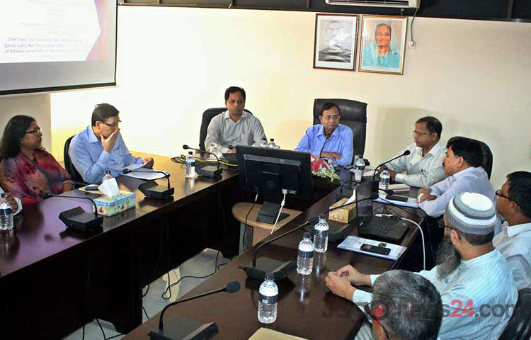 মঙ্গলবার দুপুরে রাজধানীর রেলভবনে ভারতীয় পরামর্শক প্রতিষ্ঠানের সঙ্গে চুক্তি স্বাক্ষরিত হয়েছে