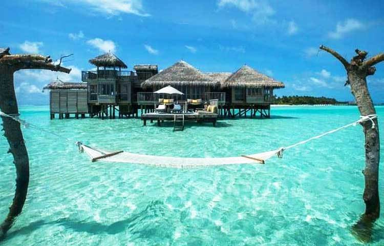 মালদ্বীপে ভাসমান রিসোর্ট : প্রাণ ও প্রকৃতি এক হয়ে মিশেছে যেখানে...