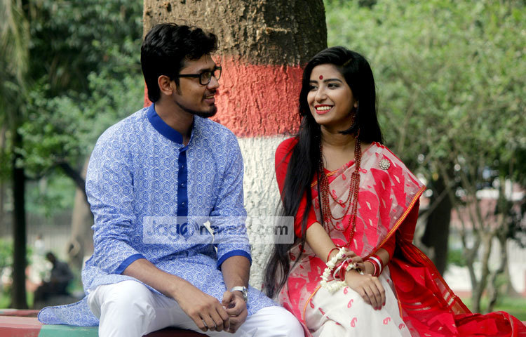 আসছে নতুন বছরকে নিয়ে সবার মাঝে নানা পরিকল্পনা শুরু হয়ে গেছে। ছবি : মাহবুব আলম।