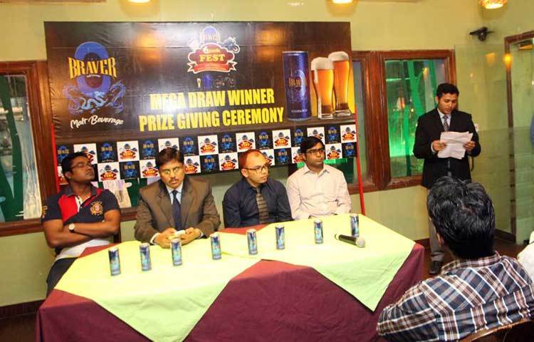 ঢাকা আন্তর্জাতিক বাণিজ্য মেলায় ক্রেতাদের জন্য এ অফারটি চালু করেছিল। বাণিজ্য মেলায় ব্রেভার মল্ট বেভারেজের সিক্স প্যাক বান্ডেল অফার কিনে একটি লাকি কুপন পেয়েছিলেন ক্রেতারা। এই অফারে অংশগ্রহণকারী বিজয়ী ৯ জনকে পুরস্কার প্রদান করা হয়।