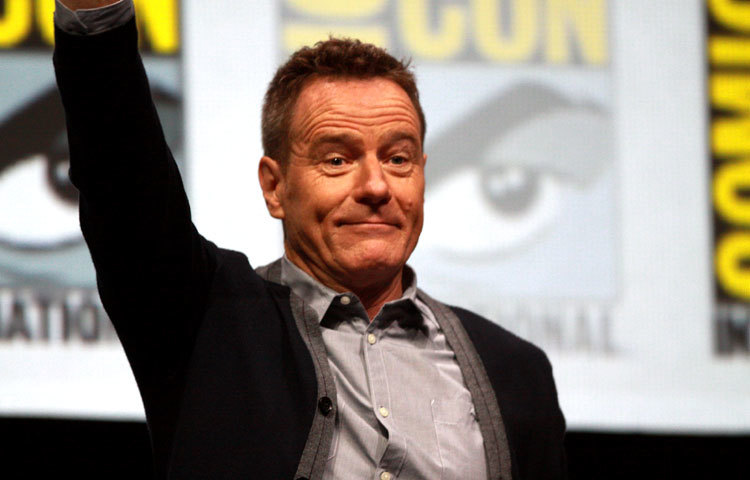 ব্রয়ান ক্রান্সটোন অস্কার জিতেছেন &lsquo;ট্রামবো&rsquo; ছবিতে অভিনয়ের জন্য।