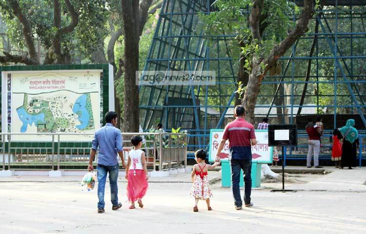 ছুটির দিনে শিশুরা চিড়িয়াখানায় ঘুরে বিভিন্ন প্রাণী দেখে খুবই আনন্দ পাবে। ছবি : বিপ্লব দিক্ষিৎ।