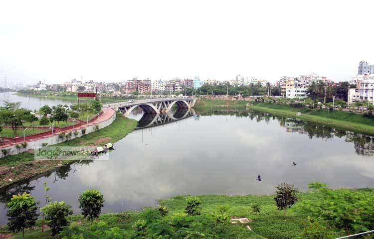 তিলোত্তমা নগরী ঢাকায় যতগুলো নান্দনিক স্থান রয়েছে হাতিরঝিল তার অন্যতম। ছবি : বিপ্লব দিক্ষিৎ।