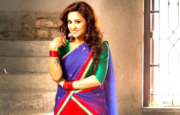 মিমি একেবারেই সহজ সরল জীবনযাপন পছন্দ করেন। তিনি সব ধরনের চরিত্রে অভিনয়ের জন্য নিজেকে প্রস্তুত করেছেন।