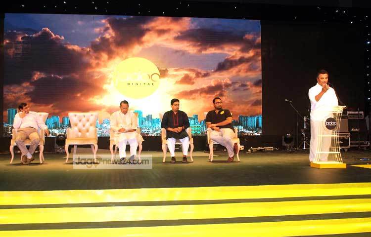 যাদু ডিজিটাল টিভির এক অনুষ্ঠানে বক্তব্য রাখছেন ঢাকা উত্তর সিটি কর্পোরেশনের মেয়র আনিসুল হক। ছবি : বিপ্লব দিক্ষিৎ।