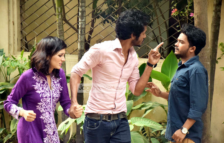 ধারাবাহিকটি প্রতি রোববার রাত ৯টা ৪৫ মিনিটে দেশ টিভিতে প্রচার হচ্ছে। ছবি : মাহবুব আলম।