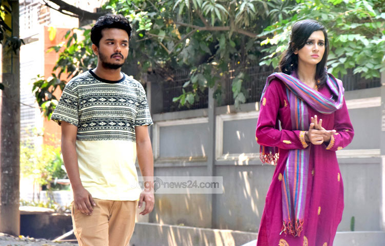 সাবিলা জানান &lsquo;কলিং বেল&rsquo; ধারাবাহিকে অভিনয় করে তিনি খুবই তৃপ্ত। ছবি : মাহবুব আলম।