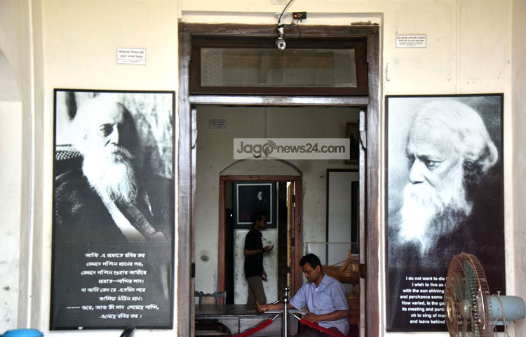 রবীন্দ্রনাথের দাদা প্রিন্স দ্বারকানাথ ঠাকুর ১৮০৭ সালে এ অঞ্চলের জমিদারি পান। পরবর্তী সময়ে ১৮৮৯ সালে রবীন্দ্রনাথ ঠাকুর জমিদার হয়ে আসেন। ছবি : মাহবুব আলম।