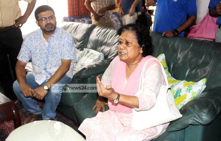 শনিবার ডিবি অফিস থেকে বেরিয়ে যাওয়ার সময় জাগো নিউজকে এ তথ্য জানান তালেয়া রেহমান।