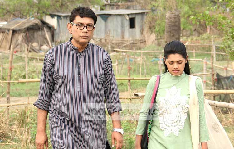 কিছুটা অভিমান, কিছুটা অভিযোগ-এই নিয়ে একটি সর্ম্পক গড়ে ওঠে। &lsquo;প্রাক্তন&rsquo; নাটকটিতে এমনই নানা ঘটনার চিত্রে রূপদান করেছেন আফজাল-তিশা।