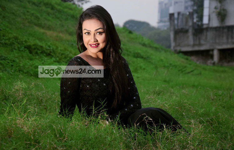 আইরিন অভিনীত মুক্তিপ্রাপ্ত সবশেষ তিনটি ছবি হচ্ছে দেবাষীষ বিশ্বাসের &lsquo;ভালোবাসা জিন্দাবাদ&rsquo; আলভী আহমেদ পরিচালিত &lsquo;ইউটার্ন&rsquo; এবং সাইফ চন্দনের &lsquo;ছেলেটি আবোল-তাবোল মেয়েটি পাগল পাগল&rsquo;। ছবি : মাহবুব আলম