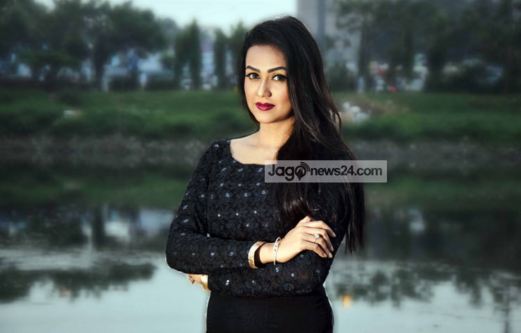 মানসম্পন্ন দেশিয় ছবিতে অভিনয় করে আইরিন চলচ্চিত্রপ্রেমীদের কাছে প্রিয় তারকা হতে চান। ছবি : মাহবুব আলম