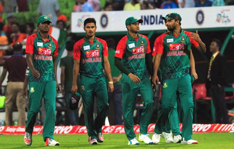 তারপরেও দৃপ্ত পথচলা। অপেক্ষা তাদের সুদিনের জন্য।