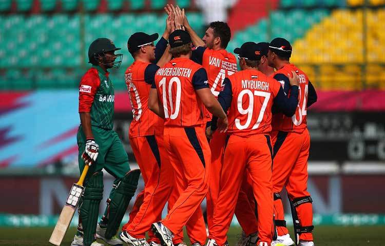 &nbsp;সৌম্য সরকার আউট হওয়ার পরে উল্লাশে ফেটে পড়েন ডাচরা।