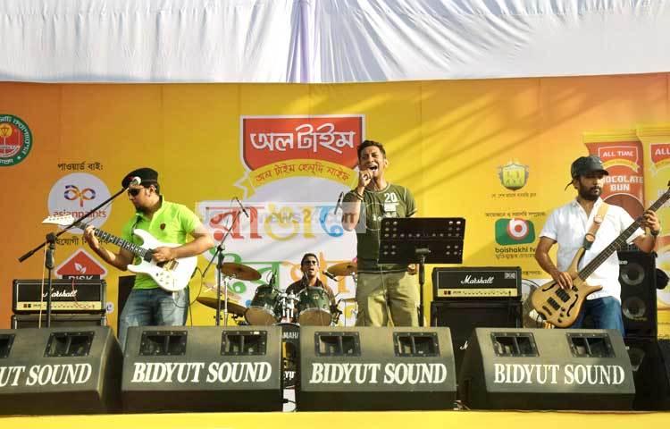&lsquo;অলটাইম&rsquo;-এর সহোযোগিতায় এ কনসার্টের মিডিয়া পার্টনার ছিল দেশের অন্যতম অনলাইন নিউজপোর্টাল জাগো নিউজ। ছবি : মাহবুব আলম।