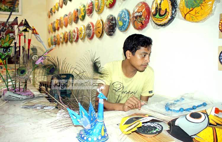 আমাদের সংস্কৃতির সবকিছুই পহেলা বৈশাখের মঙ্গল শোভাযাত্রায় তুলে ধরার চেষ্টা করা হবে। ছবি : বিপ্লব দিক্ষিৎ।