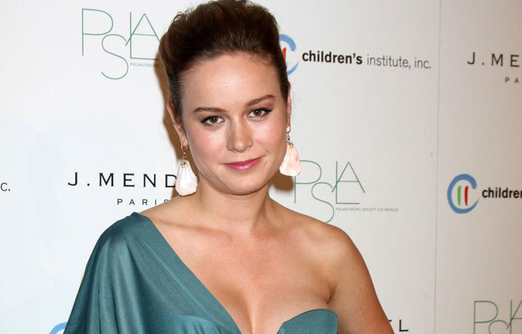 ব্রী লারসন অস্কার জিতেছেন &lsquo;রুম&rsquo; ছবিতে অভিনয়ের জন্য।