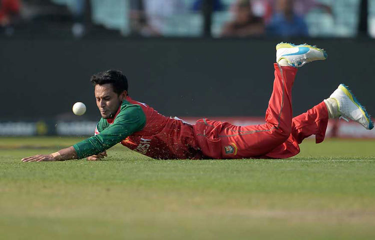 পাকিস্তানের কাছে ৫৫ রানের পরাজয় দিয়েই টি-টোয়েন্টি বিশ্বকাপের মূল পর্ব শুরু করলো বাংলাদেশ।