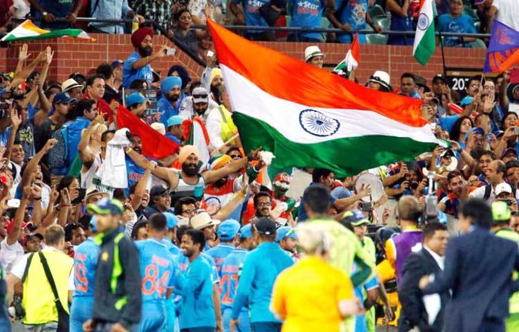 &nbsp;ক্রিকেটপ্রেমীরা জয়ের উন্মাদনায় দিশেহারা।