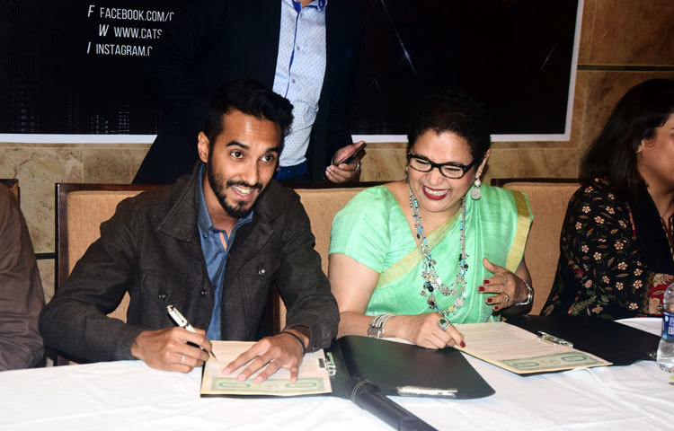 এখন থেকে জোহাদ ক্যাটসআইয়ের বিভিন্ন অনুষ্ঠানে অংশগ্রহণ করবেন। ছবি : মাহবুব আলম।