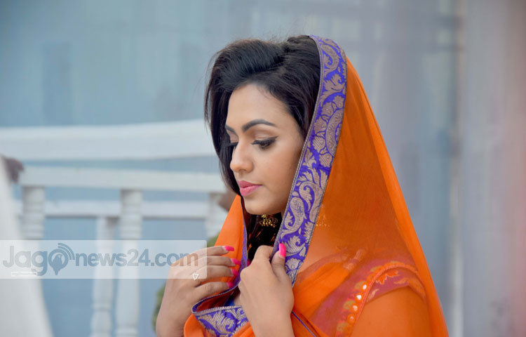 নুসরাত ফারিয়া অভিনীত &lsquo;হিরো ৪২০&rsquo; ছবিটি যৌথভাবে প্রযোজনা করেছেন জাজ মাল্টিমিডিয়া ও ভারতের এসকে মুভিজ। ছবি : মাহবু আলম