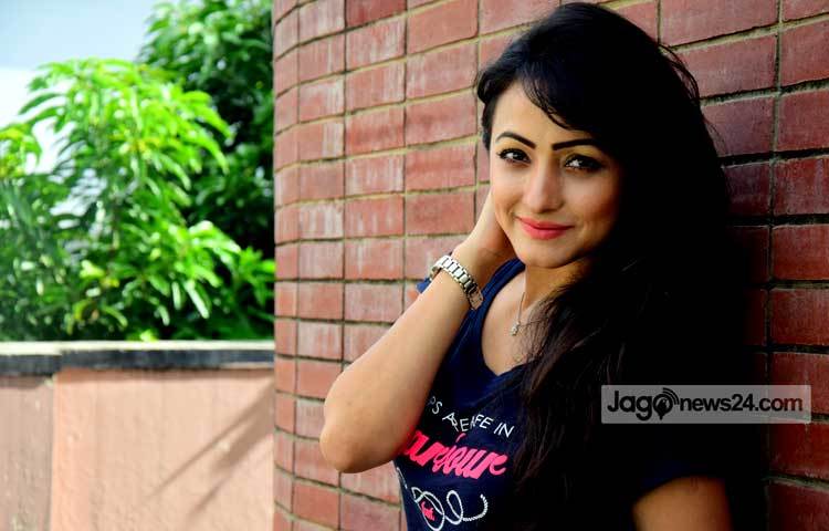 অভিনয়ের পাশাপাশি সুজানা মানব সেবায় নিজেকে নিয়োজিত রাখতে চান। তিনি বিশেষ দিবসগুলোতে প্রতিবন্ধী মানুষের সঙ্গে সময় কাটান। ছবি : মাহবুব আলম