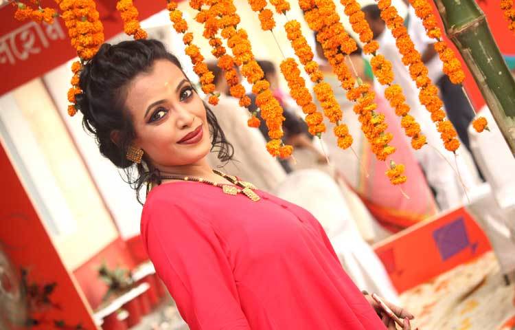 বৈশাখী সাজে তমালিকা। ছবি : মনজুরুল আলম।