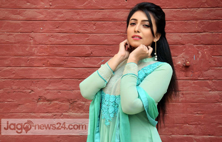 মানসম্পন্ন নাটক ও চলচ্চিত্রে কাজ করে দর্শকদের হৃদয় স্থায়ী আসন করে নিতে চান মডেল অভিনেত্রী সানজিদা তন্ময়। ছবি : মাহবুব আলম