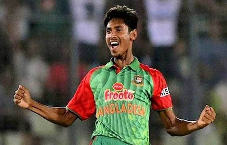 এরই ধারাবাহিকতায় নাম লেখান পাকিস্তান সুপার লিগে। আর পিএসএলের পর এবার জায়গা করে নিলেন ২০১৬ সালের ইন্ডিয়ান প্রিমিয়ার লিগের (আইপিএল) নবম আসরে।