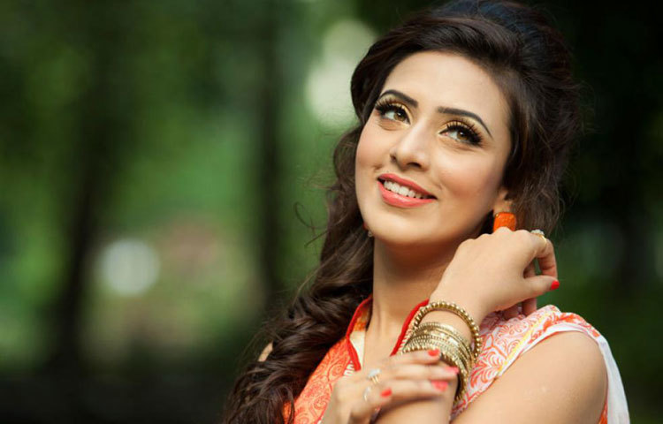 মডেল-অভিনত্রেী বিদ্যা সিনহা মিম নতুন একটি ছবিতে চুক্তিবদ্ধ হয়েছেন। &lsquo;দাগ&rsquo; শীর্ষক এ ছবিটির শুটিং আগামী মাসের প্রথম দিকে শুরু হবে। এটি পরিচালনা করবেন তারেক শিকদার।