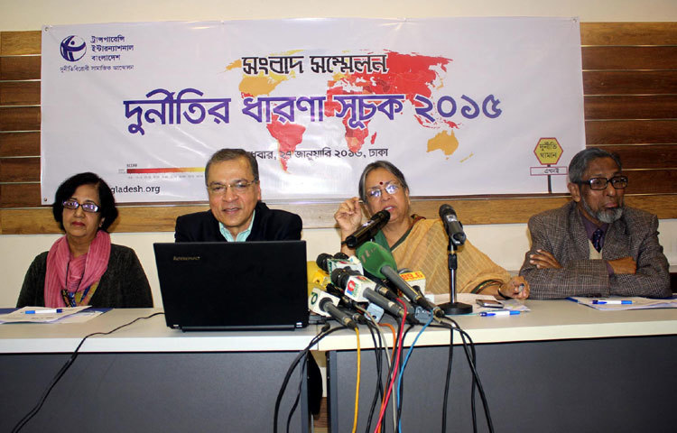 টিআইবির সংবাদ সম্মেলন । ছবি : বিপ্লব দিক্ষিৎ