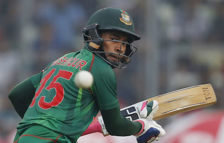 পুরনো ফর্ম ফিরে পেতে মরিয়া মুশফিকুর রহীম।