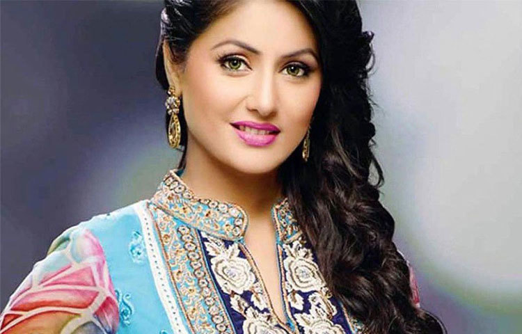 অক্ষরার প্রিয় অভিনেত্রী হলেন কাজল, স্মৃতি ইরানি। প্রিয় অভিনেতাদের মধ্যে রয়েছেন অমিতাভ বচ্চন, আমির খান এবং সলমন খান।